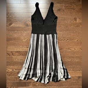 Guess Dress Size Medium